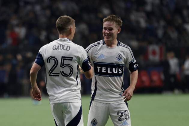 October 1, 2025: Ryan Gauld (25) celebrate with his teammate Tate Johnson (28) after scoring a goal during the Canadian Championship Final game between Vancouver Whitecaps FC and Vancouver FC at BC Place on October 1, 2025 in Vancouver, Canada.( ) - ZUMAp175 20251001_zsa_p175_036 Copyright: xTomazxJr Pximagesx