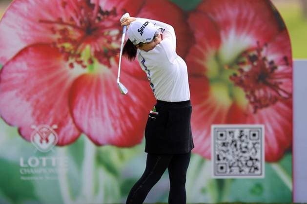 October 1, 2025 - Minami Katsu tees off during the first round of the 2025 LOTTE Championship Presented By Hoakalei at Hoakalei Country Club in Ewa Beach, HI - CSM Ewa Beach USA - ZUMAc04_ 20251001_zma_c04_235 Copyright: xAndrewxLeex