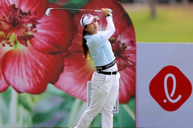 October 1, 2025 - Hye-Jin Choi tees off during the first round of the 2025 LOTTE Championship Presented By Hoakalei at Hoakalei Country Club in Ewa Beach, HI - CSM Ewa Beach USA - ZUMAc04_ 20251001_zma_c04_258 Copyright: xAndrewxLeex