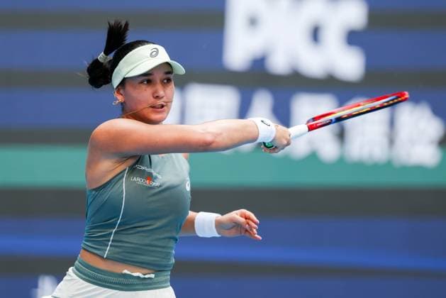 BEIJING, CHINA - OCTOBER 02: Eva Lys of Germany competes in the Women s Singles Quarterfinal match against Coco Gauff of the United States on day 11 of the 2025 China Open at the National Tennis Center on October 2, 2025 in Beijing, China.  Copyright: xVCGx 111594605863