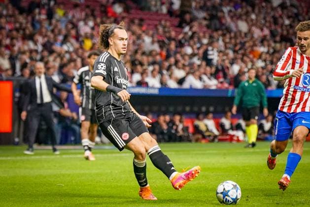 UEFA Champions League 2025 26, Matchday 2 Atletico Madrid vs Eintracht Frankfurt Riyadh Air Metropolitano Madrid, Spain Arthur Theate Eintracht Frankfurt, 3 Copyright: xJOERANxSTEINSIEKx