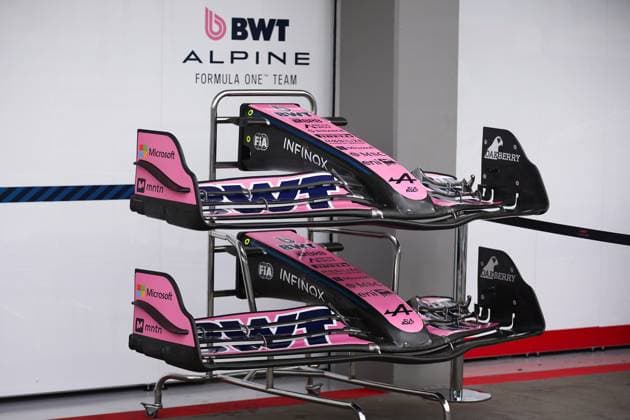 F1 - SINGAPORE GRAND PRIX 2025 Alpine F1 Team A525, mechanical detail front wing during the 2025 Formula 1 Singapore Grand Prix, 18th round of the 2025 FIA Formula One World Championship, WM, Weltmeisterschaft from October 3 to 5, 2025 on the Marina Bay Street Circuit, in Singapore - SingaporeSingapore  Copyright: xEricxAlonsox