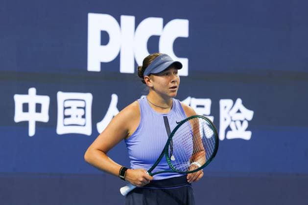 BEIJING, CHINA - OCTOBER 02: Amanda Anisimova of the United States reacts in the Women s Singles Quarterfinal match against Jasmine Paolini of Italy on day 11 of the 2025 China Open at the National Tennis Center on October 2, 2025 in Beijing, China.  Copyright: xVCGx 111594636716