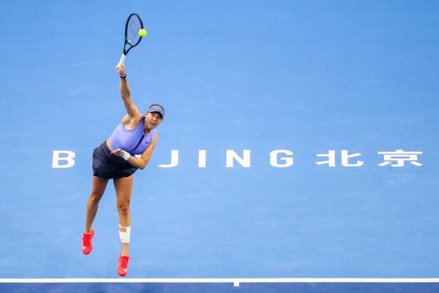 BEIJING, CHINA - OCTOBER 02: Amanda Anisimova of the United States competes in the Women s Singles Quarterfinal match against Jasmine Paolini of Italy on day 11 of the 2025 China Open at the National Tennis Center on October 2, 2025 in Beijing, China.  Copyright: xVCGx 111594635312