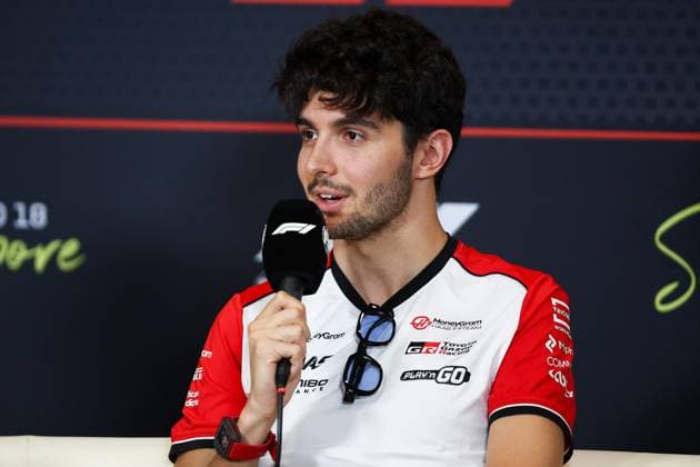 F1 - SINGAPORE GRAND PRIX 2025 OCON Esteban (fra), Haas F1 Team VF-25, portrait press conference, PK, Pressekonferenz during the 2025 Formula 1 Singapore Grand Prix, 18th round of the 2025 FIA Formula One World Championship, WM, Weltmeisterschaft from October 3 to 5, 2025 on the Marina Bay Street Circuit, in Singapore - SingaporeSingapore  Copyright: xEricxAlonsox