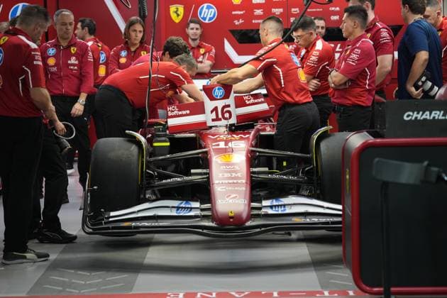 FORMULA 1 SINGAPORE AIRLINES SINGAPORE GRAND PRIX 2025 02 10 2025, Marina Bay Street Circuit, Singapore, FORMULA 1 SINGAPORE AIRLINES SINGAPORE GRAND PRIX 2025 , pictured Charles Leclerc MCO , Scuderia Ferrari HP nordphotoxGmbHx xBratic nph00250