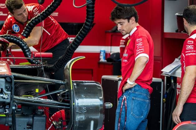 2025 Formula One Singapore Grand Prix Marina Bay Street Circuit, Singapore, Singapore. 2.October.2025; Charles Leclerc of Monaco and Scuderia Ferrari during Formula One Singapore Grand Prix (Photo by Jay Hirano) Singapore Marina Bay Street Circuit Singapore Copyright: xJayxHiranox