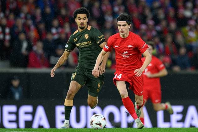 251002 Zidane Iqbal of Utrecht and Ulrik Mathisen of Brann during the UEFA Europa League football match between Brann and Utrecht on October 2, 2025 in Bergen Photo Vegard Grott BILDBYRAN kod VG VG0816 bbeng fotboll football soccer fotball uefa europa league europa league skb brann utrecht  Copyright: VEGARDxGRoTT BB251002VG003