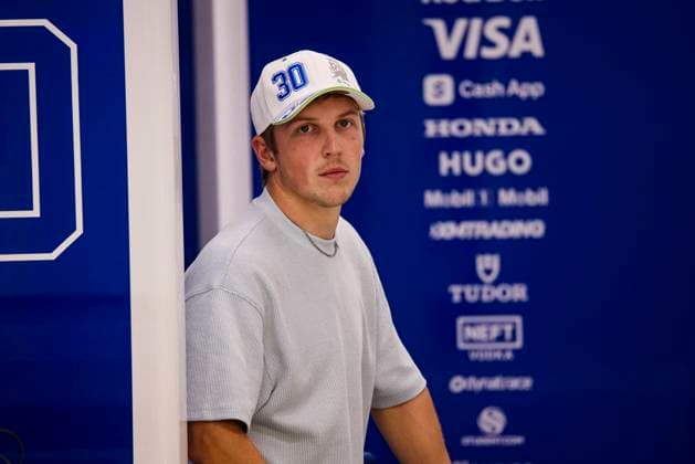 F1 - SINGAPORE GRAND PRIX 2025 LAWSON Liam (nzl), Visa Cash App RB F1 Team VCARB02, portrait during the 2025 Formula 1 Singapore Grand Prix, 18th round of the 2025 FIA Formula One World Championship, WM, Weltmeisterschaft from October 3 to 5, 2025 on the Marina Bay Street Circuit, in Singapore - SingaporeSingapore  Copyright: xXavixBonillax