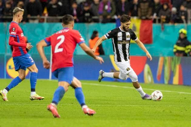 October 2, 2025, UEFA EUROPA LEAGUE, League phase, Matchday 2, FCSB vs Young Boys, Bucharest, National Arena Stadium 3 Daniel Munoz dribbles the opponent in speed