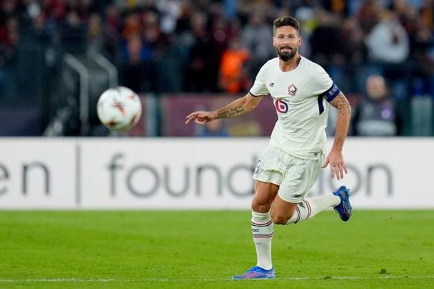 AS Roma v LOSC Lille - UEFA Europa League 2025 26 League Phase MD2 Olivier Giroud of LOSC Lille in action during the UEFA Europa League MD2 match between AS Roma and LOSC Lille at Stadio Olimpico on October 2, 2025 in Rome, Italy. Rome Stadio Olimpico Lazio Italy Copyright: xGiuseppexMaffiax 251002_UEL_ROMA-LILLE7120