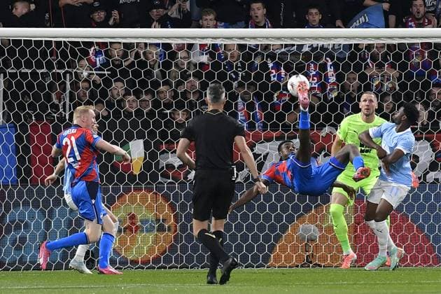 L-R Vaclav Jemelka (Plzen), Rafiu Durosinmi (Plzen), goalkeeper Robin Olsen (Malmo) and Emmanuel Ekong (Malmo) in action during the UEFA Europa League, 2nd round match: FC Viktoria Plzen vs Malmo FF, in Pilsen, Czech Republic, on October 2, 2025. (CTKxPhoto MiroslavxChaloupka) CTKPhotoP2025100207107  CTKPhotoP2025100207107