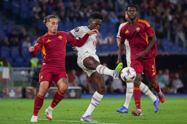 Roma vs. Lille Europa League Felix Correia of LOSC Lilla During the 2025 26 Europa League football match between Roma and Lille at the Stadio Olimpico in Rome on October 2, 2025. Photo: Roma stadio Olimpico Roma Italia Copyright: xFABIOxSASSOxFabioxSassox Roma Lille2025_10_02Fabio Sasso6698