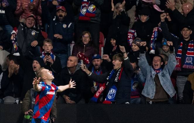 251002 Karel Spacil of Viktoria Plzen celebrates after 3 0 during the UEFA Europa League football match between Viktoria Plzen and Malmö FF on October 2, 2025 in Plzen Photo Petter Arvidson BILDBYRAN kod PA PA1092 fotboll football soccer fotball uefa europa league europa league viktoria plzen malmö ff bbeng jubel celebrates  Copyright: PETTERxARVIDSON BB251002PA153