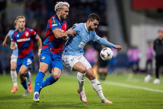 251002 Tomas Ladra of Viktoria Plzen and Gabriel Busanello of Malmö FF during the UEFA Europa League football match between Viktoria Plzen and Malmö FF on October 2, 2025 in Plzen Photo Petter Arvidson BILDBYRAN kod PA PA1092 fotboll football soccer fotball uefa europa league europa league viktoria plzen malmö ff bbeng  Copyright: PETTERxARVIDSON BB251002PA166