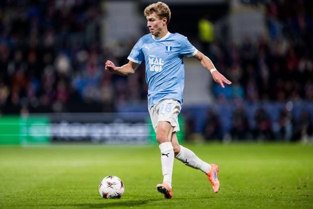 251002 Hugo Bolin of Malmö FF during the UEFA Europa League football match between Viktoria Plzen and Malmö FF on October 2, 2025 in Plzen Photo Petter Arvidson BILDBYRAN kod PA PA1092 fotboll football soccer fotball uefa europa league europa league viktoria plzen malmö ff bbeng  Copyright: PETTERxARVIDSON BB251002PA170