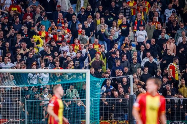 ATHENS , 02-10-2025 , Olympic Athletic Center of Athens Spyros Louis , season 2025 2026 , UEFA Europa League League phase . match between Panathinaikos and Go Ahead Eagles, Picture shows fans of Go Ahead Eagles Panathinaikos - Go Ahead Eagles  x31324289x Copyright: