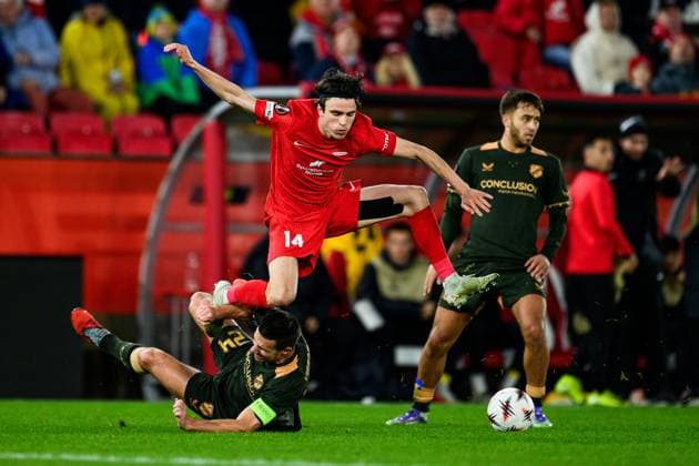251002 Ulrik Mathisen of Brann during the UEFA Europa League football match between Brann and Utrecht on October 2, 2025 in Bergen Photo Vegard Grott BILDBYRAN kod VG VG0816 bbeng fotboll football soccer fotball uefa europa league europa league skb brann utrechtbbauto  Copyright: VEGARDxGRoTT BB251002VG023