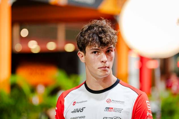 Formula 1 Singapore Grand Prix 2025 Oliver Bearman 87 (GBR) MoneyGram Haas VF-25 during Media Day at the Formula 1 Singapore Airlines Singapore Grand Prix 2025 at the Marina Bay Street Circuit, Singapore on 2 October 2025 Credit: Jun Da Tan Every Second Media Editorial use only. All images are copyright Every Second Media Limited. No images may be reproduced without prior permission. Copyright: xIMAGO EveryxSecondxMediax ESM-1607-0041 JunxDaxTanx xEveryxSecondxMediax