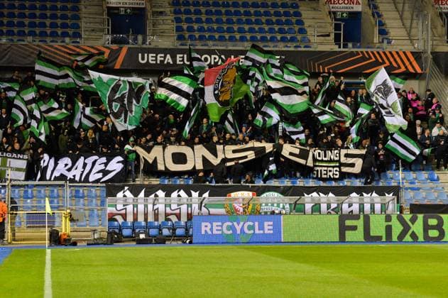 Ferencvaros supporters pictured during a soccer game between Belgian KRC Genk and Hungarian Ferencvarosi TC, on Thursday 02 October 2025, in Genk, in the second game (out of 8) in the league phase of the UEFA Europa League competition. JILLxDELSAUX  x135937048x