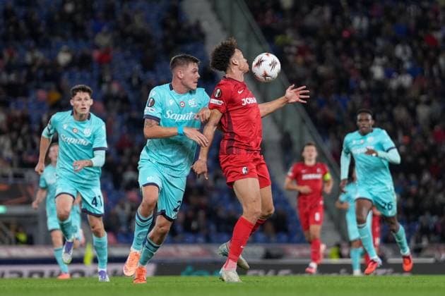 Derry Scherhant SC Freiburg, 07 on the ball , Italy, Football, UEFA Europa League, Matchday 2, League phase, 2025 2026, Bologna FC vs SC Freiburg, 02 10 2025, Stadio Renato Dall™Ara, Bologna, Italy Bologna Stadio Renato Dall™Ara Emilia Romagna Italy Copyright: xArnexAmbergx