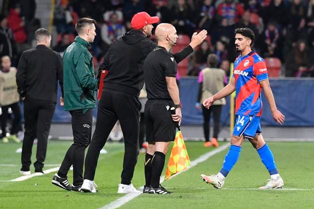 Merchas Doski (Plzen) leave grass after received red card during the UEFA Europa League, 2nd round match: FC Viktoria Plzen vs Malmo FF, in Pilsen, Czech Republic, on October 2, 2025. (CTKxPhoto MiroslavxChaloupka) CTKPhotoP2025100208469  CTKPhotoP2025100208469
