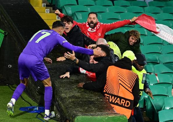 Celtic FC v S.C. Braga - UEFA Europa League GLASGOW, SCOTLAND - OCTOBER 02: Braga s Gabri Martinez celebrates after scoring a goal during the UEFA Europa League match, round 2 of 8 between Celtic FC and S.C. Braga at Celtic Park, on 2nd October 2025 in Glasgow, Scotland. Mark Runacles Anadolu Glasgow Scotland. Editorial use only. Please get in touch for any other usage.  Copyright: x2025xAnadoluxMarkxRunaclesx