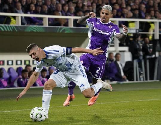 Fiorentina™s Dodo fight for the ball with Sigma™s Jiri Slama during the UEFA Conference League soccer match between Fiorentina and Betis at Artemio Franchi stadium in Florence, Italy - Thursday, October 02, 2025.  Copyright: xMarcoxBucco LaxPressex
