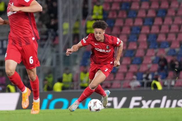 Derry Scherhant SC Freiburg, 07 on the ball , Italy, Football, UEFA Europa League, Matchday 2, League phase, 2025 2026, Bologna FC vs SC Freiburg, 02 10 2025, Stadio Renato Dall™Ara, Bologna, Italy Bologna Stadio Renato Dall™Ara Emilia Romagna Italy Copyright: xArnexAmbergx
