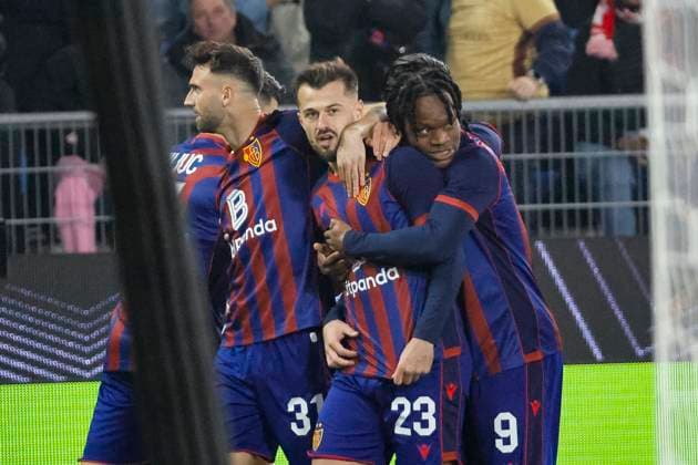 Goal celebration FC Basel at 1 0 by Albian Ajeti FC Basel, 23 , Switzerland, Football, UEFA Europa League, Matchday 2, 2025 2026, FC Basel vs VfB Stuttgart, 02 10 2025, Sankt Jakob Park, Basel, Switzerland Basel Sankt Jakob Park Canton Basel City Switzerland Copyright: xGrantxHubbsx