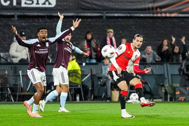 UEFA Europa League: Feyenoord Rotterdam v Aston Villa F.C. Rotterdam - Anis Hadj Moussa of Feyenoord during the second match of the UEFA Europa League 2025 2026. The match is set between Feyenoord Rotterdam and Aston Villa F.C. at Stadion Feijenoord De Kuip on 2 October 2025 in Rotterdam, The Netherlands. Copyright: xYannickxVerhoevenx