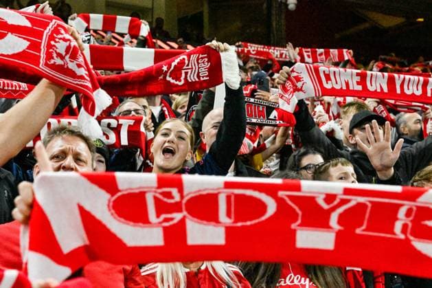 2nd October 2025; The City Ground, Nottingham, England; UEFA Europa League Football, Nottingham Forest versus Midtjylland; Nottingham Forest fans sing Mull of Kintyre before kick-off  GodfreyxPitt