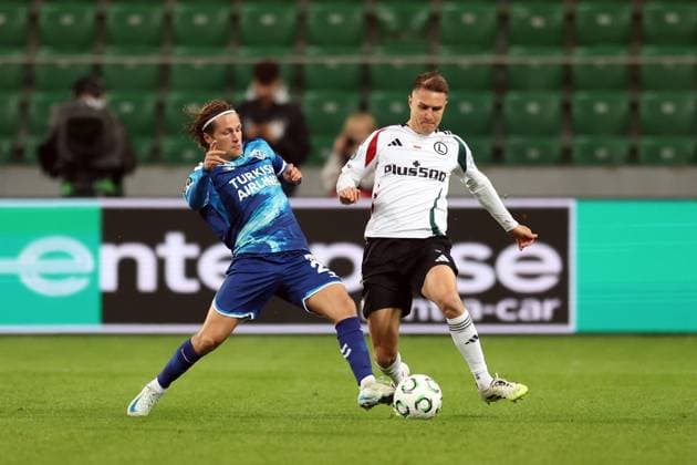 WARSZAWA 02.10.2025 MECZ 1. KOLEJKA LIGA KONFERENCJI SEZON 2025 26 --- UEFA CONFERENCE LEAGUE MATCH IN WARSAW: LEGIA WARSZAWA - SAMSUNSPOR KULUBU CARLO HOLSE MARCO BURCH FOT. PIOTR KUCZA FOTOPYK NEWSPIX.PL --- newspix.pl 