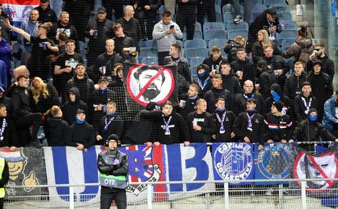 SK Sturm Graz v Rangers, Europa League, 2 October 2025 Rangers fans show their displeasure to Rangers Head Coach Russell Martin Graz Austria Copyright: xDanxWestwellx xSportPix.org.ukx