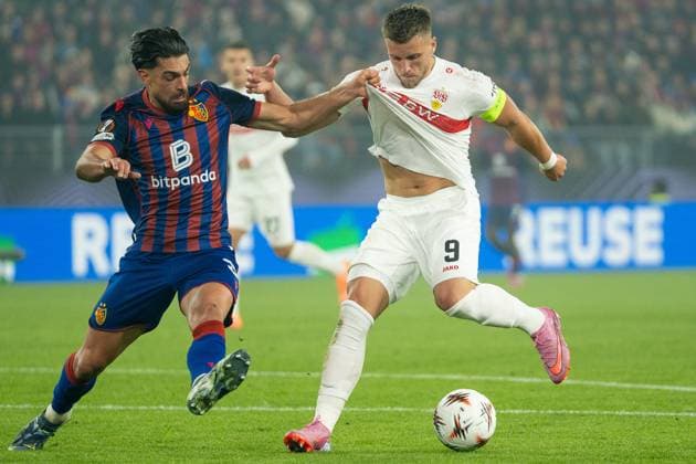 Basel, Switzerland, October 02th 2025 battle for the ball between Nicolas Vouilloz (3 Basel) and Ermedin Demirovic (9 Stuttgart) during the Europa League football match between FC Basel 1893 and VfB Stuttgart at St. Jakob Park in Basel, Switzerland. Pascal von Büren (Pascal von Büren SPP) Copyright: xPascalxvonxBürenx xSPPx spp-en-PaVoBSp-PAVO_Foto-23