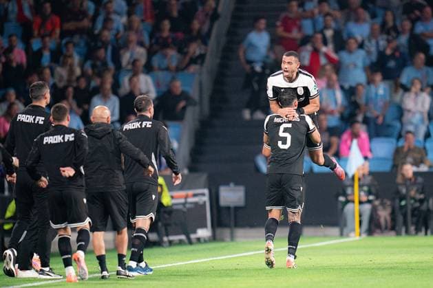 ESP: RC Celta v PAOK Salonica FC UEFA Europa League. Matchday 2. Georgios Giakoumakis celebrates after scoring goal during the UEFA Europa League match, between RC Celta de Vigo and PAOK Salonica FC, Matchday 2, Balaidos Stadium on October 2, 2025 in Vigo, Spain. kpng Copyright: xPedroxMinax xPRESSINx PS_2501002_CEL_PAO_2526_0126
