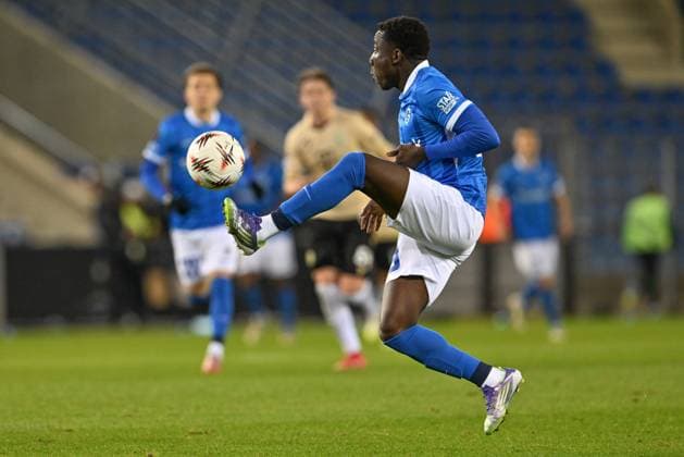 251002 KRC Genk vs Ferencvaros Yaimar Medina (19) of Genk pictured during the 2nd game in the Uefa Europa League season 2025-2026 League Phase between KRC Genk and Ferencvaros from Hungary on October 2 , 2025 in Genk, Belgium. (Photo by David Catry Isosport) Genk Belgium  Copyright: xDavidxCatryx 20251002DC2_2045