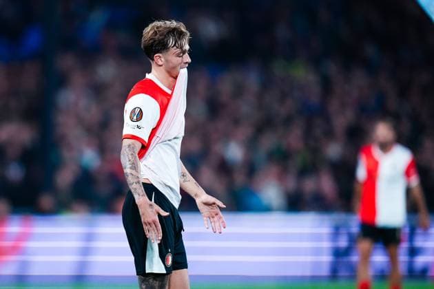 UEFA Europa League: Feyenoord Rotterdam v Aston Villa F.C. Rotterdam - Luciano Valente of Feyenoord Rotterdam during the second match of the UEFA Europa League 2025 2026. The match is set between Feyenoord Rotterdam and Aston Villa F.C. at Stadion Feijenoord De Kuip on 2 October 2025 in Rotterdam, The Netherlands. (VK Sportphoto Danny de Groot) Copyright: xDannyxdexGrootx