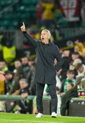 SC Braga Head Coach Carlos Vicens Celtic v Braga, UEFA Europa League, Group Stage, Football, Celtic Park, Glasgow, Scotland, UK - 02 Oct 2025Glasgow Celtic Park Scotland United Kingdom EDITORIAL USE ONLY No use with unauthorised audio, video, data, fixture lists, club league logos or live services. Online in-match use limited to 120 images, no video emulation. No use in betting, games or single club league player publications. Copyright: xStuartxWallace Shutterstockx 15504055cy