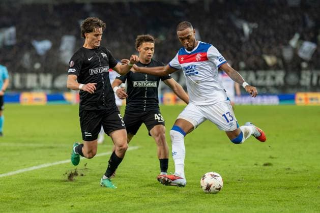 SOCCER - UEFA EL, Sturm vs Glasgow GRAZ,AUSTRIA,02.OCT.25 - SOCCER - UEFA Europa League, SK Sturm Graz vs Glasgow Rangers FC. Image shows Tim Oermann, Jacob Hoedl (Sturm) and Derek Cornelius (Rangers).  GEPAxpictures xAvnixRetkoceri