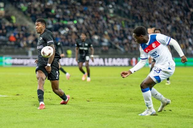 SOCCER - UEFA EL, Sturm vs Glasgow GRAZ,AUSTRIA,02.OCT.25 - SOCCER - UEFA Europa League, SK Sturm Graz vs Glasgow Rangers FC. Image shows Jeyland Mitchell (Sturm) and Djeidi Gassama (Rangers).  GEPAxpictures xAvnixRetkoceri