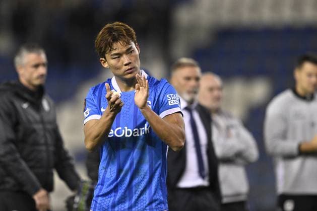 Genk s Hyeon-Gyu Oh looks dejected after losing a soccer game between Belgian KRC Genk and Hungarian Ferencvarosi TC, on Thursday 02 October 2025, in Genk, in the second game (out of 8) in the league phase of the UEFA Europa League competition. JOHAN EYCKENS JohanxEyckens  x135946328x