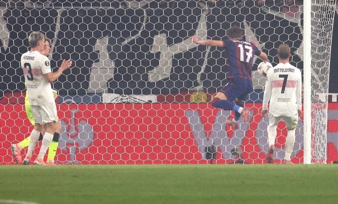 02 10 2025, Switzerland, Basel, Soccer UEFA Europa League, FC Basel vs VfB Stuttgart, 2 0 Goal, Scorer Moritz Broschinski FC