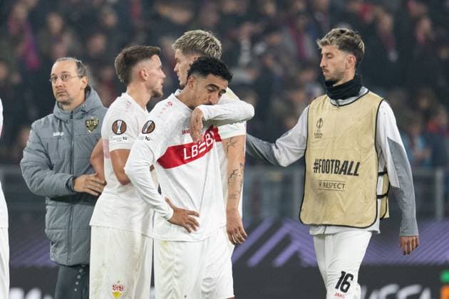 Disappointment and frustration for Ermedin Demirovic VfB Stuttgart, 09 , Tiago Tomas VfB Stuttgart, 08 , Atakan Karazor VfB Stuttgart, 16 SUI, FC Basel vs VfB Stuttgart, Football, UEFA Europa League, Men, Matchday 2, Season 2025 2026, 02 10 2025, SUI, FC Basel vs VfB Stuttgart, Football, UEFA Europa League, Men, Matchday 2, Season 2025 2026, 02 10 2025 Basel Copyright: xEibner-Pressefoto WolfgangxFrankx EP_WFK