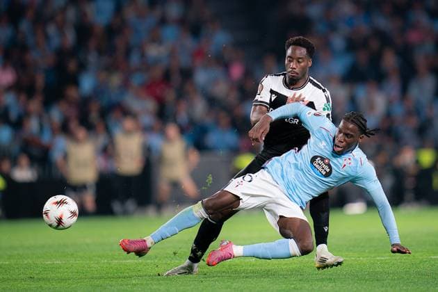 ESP: RC Celta v PAOK Salonica FC UEFA Europa League. Matchday 2. soualiho meite of paok and ilaix moriba of celta during the UEFA Europa League match, between RC Celta de Vigo and PAOK Salonica FC, Matchday 2, Balaidos Stadium on October 2, 2025 in Vigo, Spain. kpng Copyright: xPedroxMinax xPRESSINx PS_2501002_CEL_PAO_2526_134
