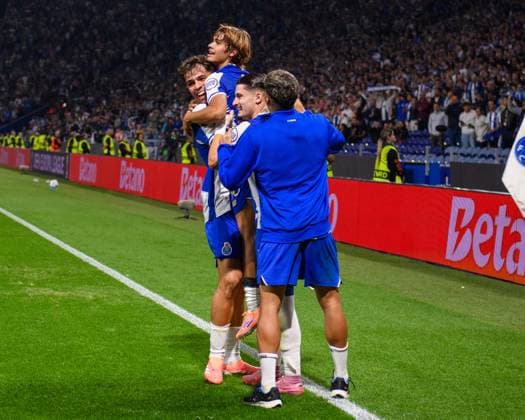 October 2, 2025, Porto, Porto, Portugal: RODRIGO MORA from FC Porto seen celebrating his goal during the UEFA Europe League 2025 26 match between FC Porto and Red Star Belgrade FK on October 02, 2025 at EstoÂ¡dio do Dragao, Porto, Portugal Porto Portugal - ZUMAl192 20251002_zsp_l192_047 Copyright: xMiguelxLemosx