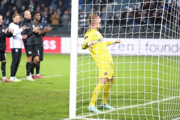 SOCCER - UEFA EL, Sturm vs Glasgow GRAZ,AUSTRIA,02.OCT.25 - SOCCER - UEFA Europa League, SK Sturm Graz vs Glasgow Rangers FC. Image shows the rejoicing of Oliver Christensen (Sturm).  GEPAxpictures xChrisxBauer