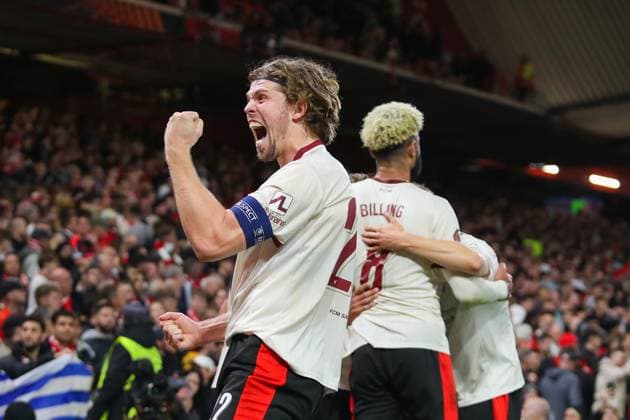 Nottingham Forest FC v FC Midtjylland, Europa League Valdemar Byskov Of FC Midtjylland scores a GOAL 1-3 and celebrates during the Nottingham Forest FC v FC Midtjylland, Europa League Round 1 match at The City Ground, Nottingham, England, United Kingdom on 2 October 2025 Credit: Lee Keuneke Every Second Media Editorial use only. All images are copyright Every Second Media Limited. No images may be reproduced without prior permission. Copyright: xIMAGO EveryxSecondxMediax ESM-1612-0067 LeexKeunekex xEveryxSecondxMediax