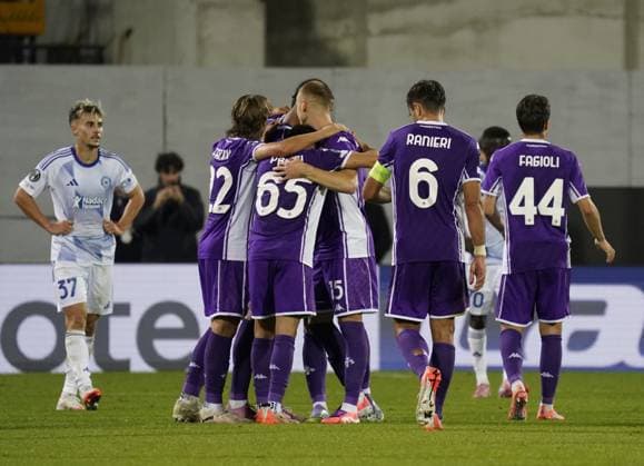 Fiorentina™s players celebrations after the goal of 2-0 during the UEFA Conference League soccer match between Fiorentina and Betis at Artemio Franchi stadium in Florence, Italy - Thursday, October 02, 2025.  Copyright: xMarcoxBucco LaxPressex