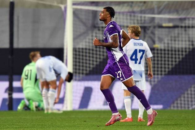 Foto IPP Giacomo Morini Firenze 02 10 2025 Calcio: 1° giornata della fase campionato di UEFA Europa Conference League 2025 2026 Acf Fiorentina vs Sk Sigma Olomuc. nella foto: Cher Ndour esulta dopo aver segnato il 2° gol. italy ITALY  Copyright: xR4924_italyphotopressx